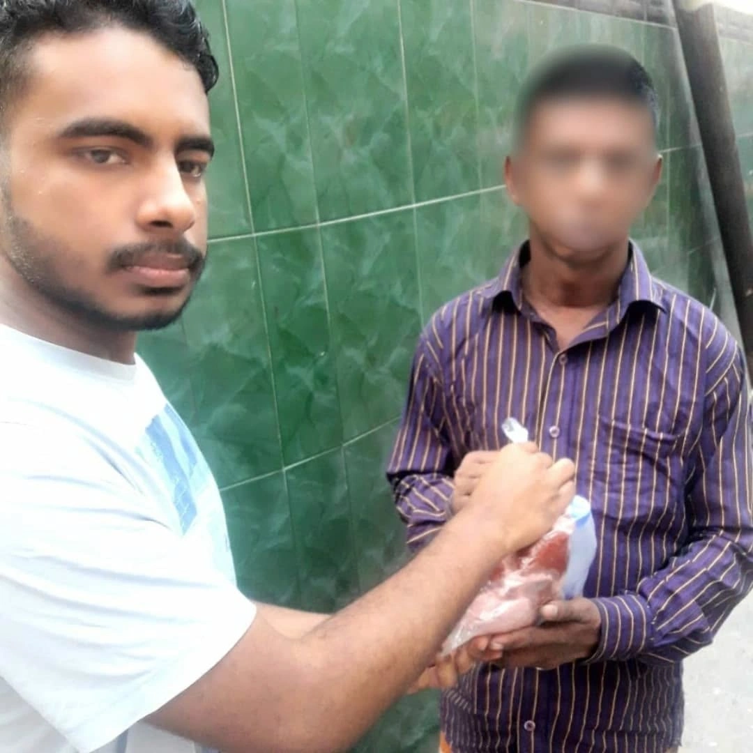 Providing aid to a community member